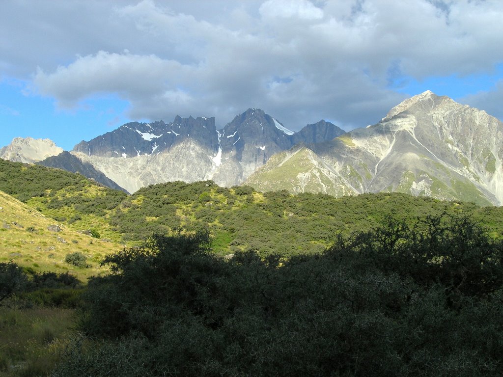 Tasman Valley at Aoraki National Park by Tomas K☼h☼ut