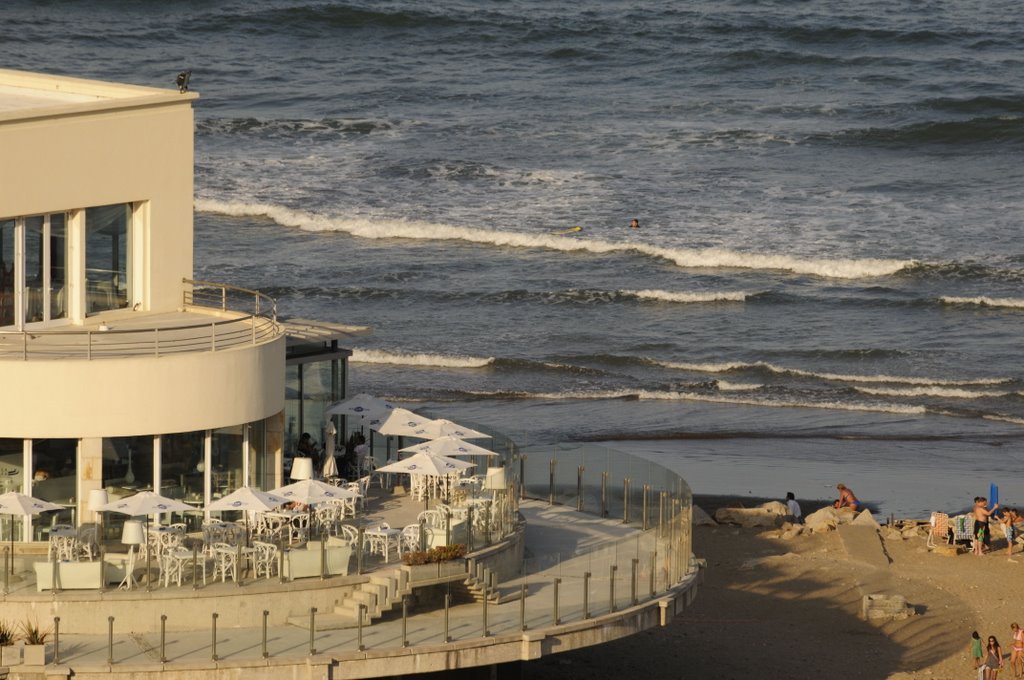 Le Normandie, Mar del Plata by Dimitri_Papadopoulos