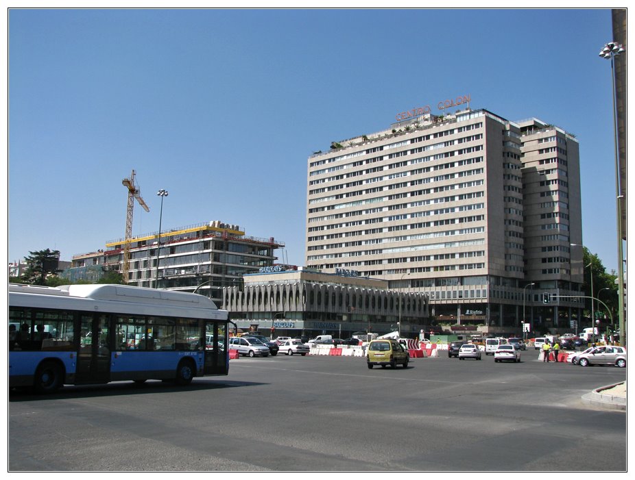 Plaza de Colón by André Barragon