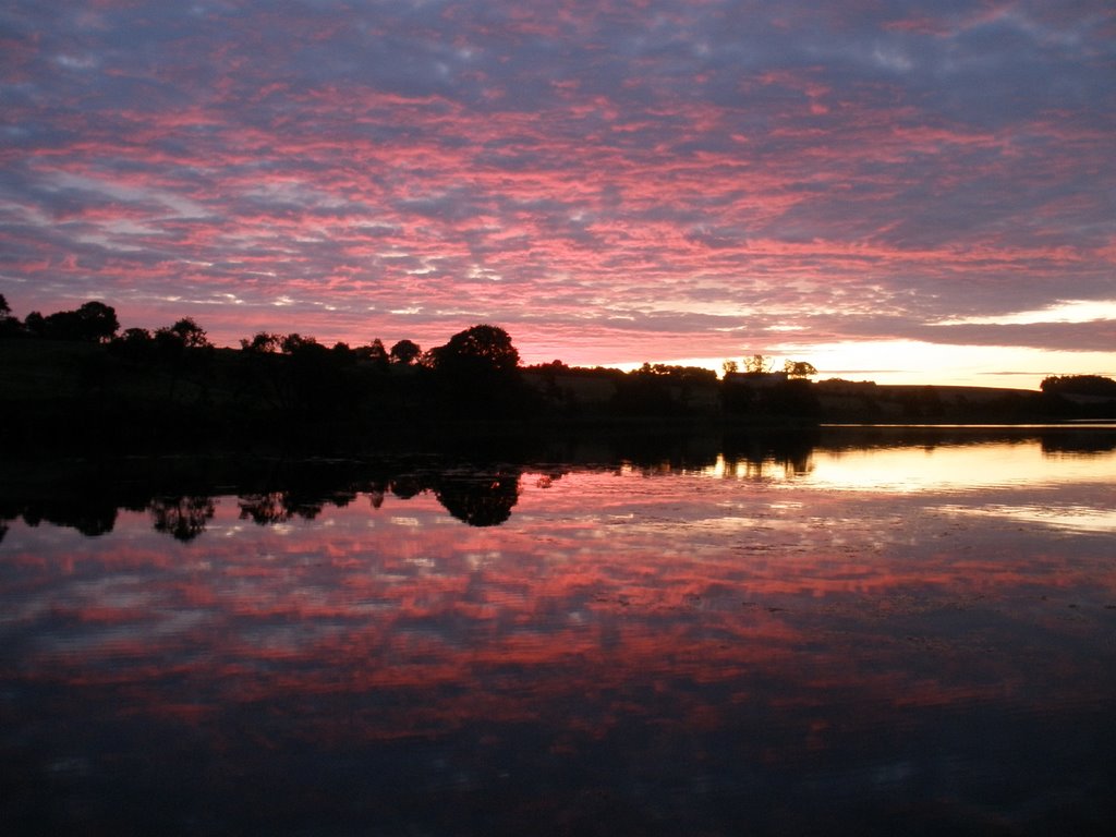 Sunrise over Fussingø lake by Robert Brandbyge