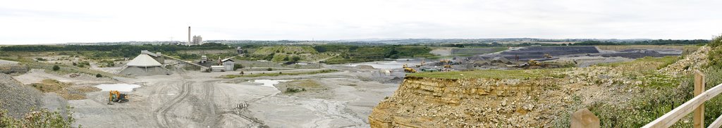 Lafarge's quarry at Aberthaw by filz123