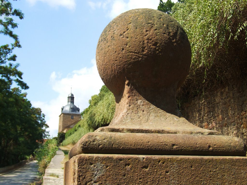 Hundisburg, 39343 Haldensleben, Germany by Micky Hennemann