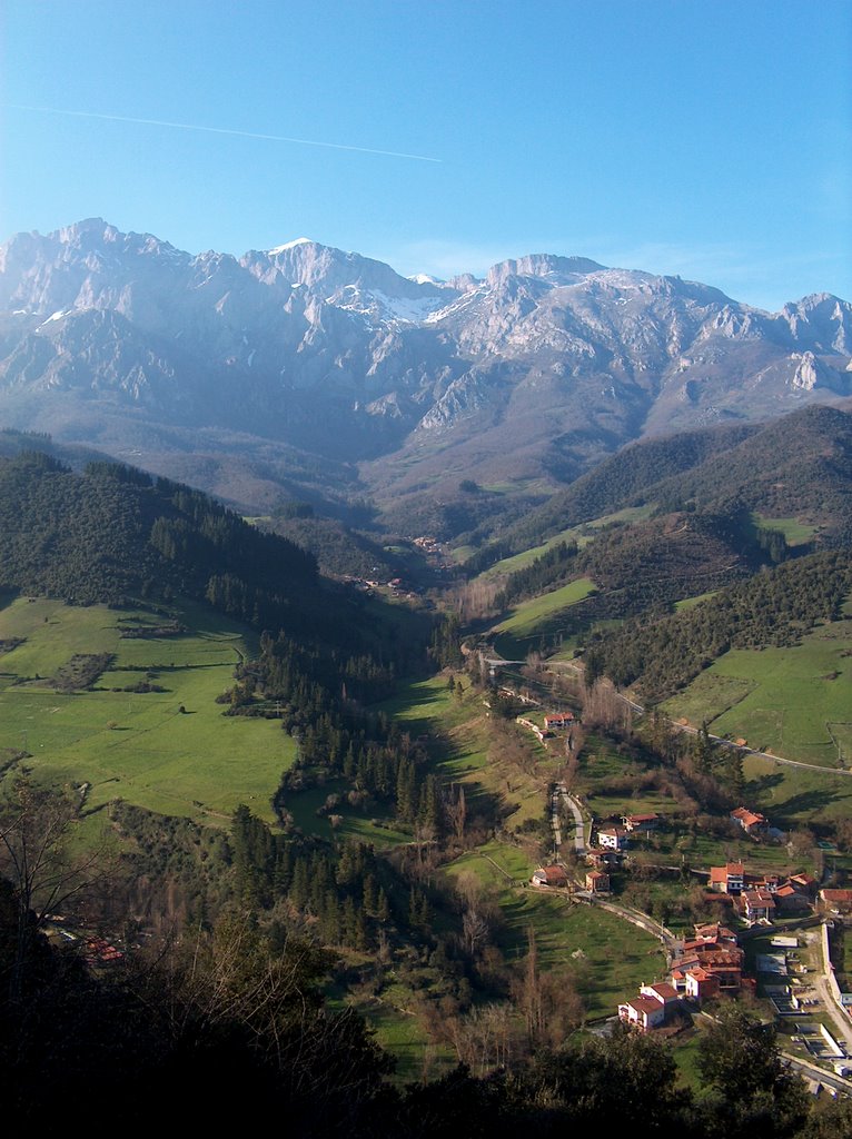 Turieno desde Santo Toribio by Joaquin del Moral Ll…