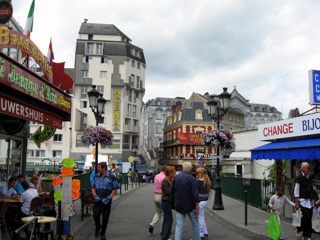 Lourdes, pont vieux by sergio alessi