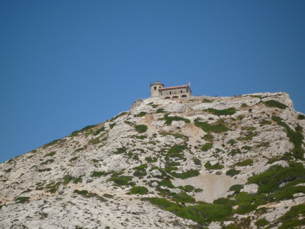 Les Goudes, Marseille, France by ydecaseneuve