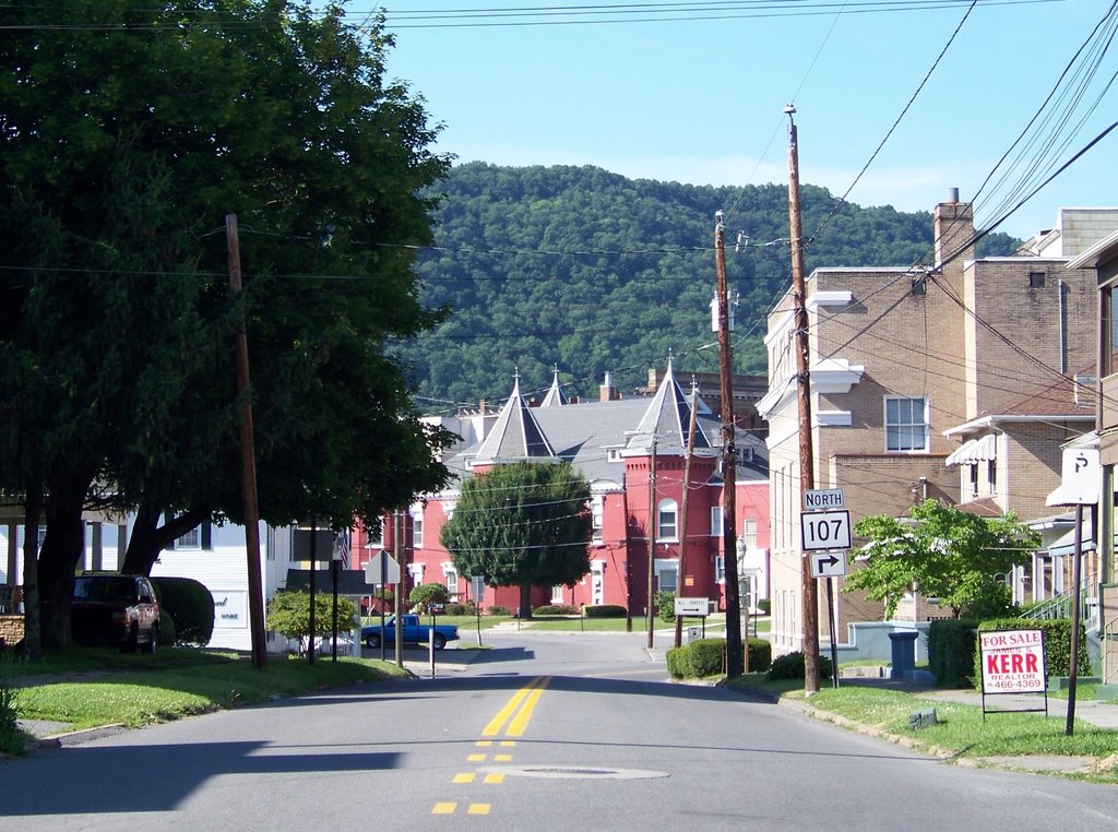 Bridge Street - Hinton, West Virginia by Idawriter