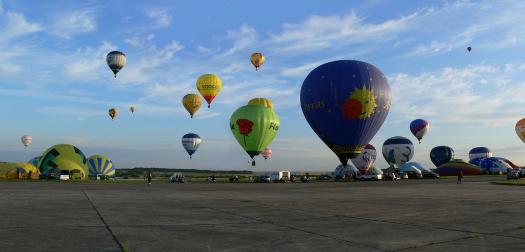 Mondial Air Ballon 2009 by Max Brocel