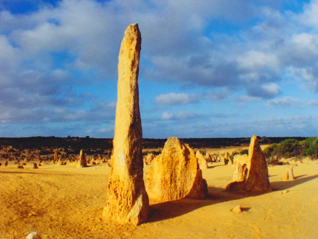 Pinnacles 1 by Geerten