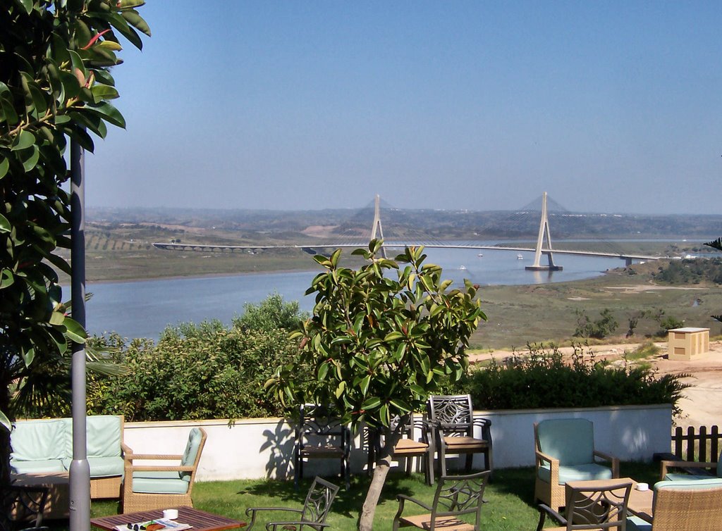 Grenzbrücke Portugal-Spanien by S.Pallad