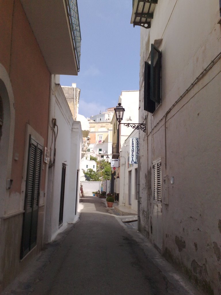 Vicolo dell' isola di Ponza by Marina1984