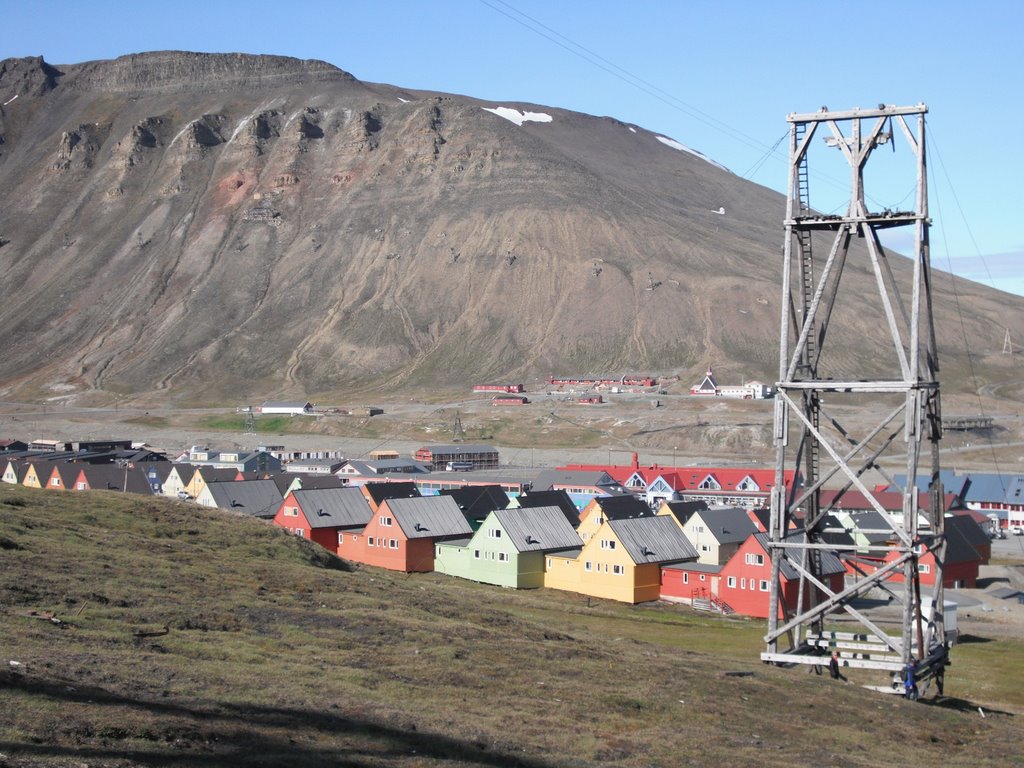 Longyearbyen by Bellosta