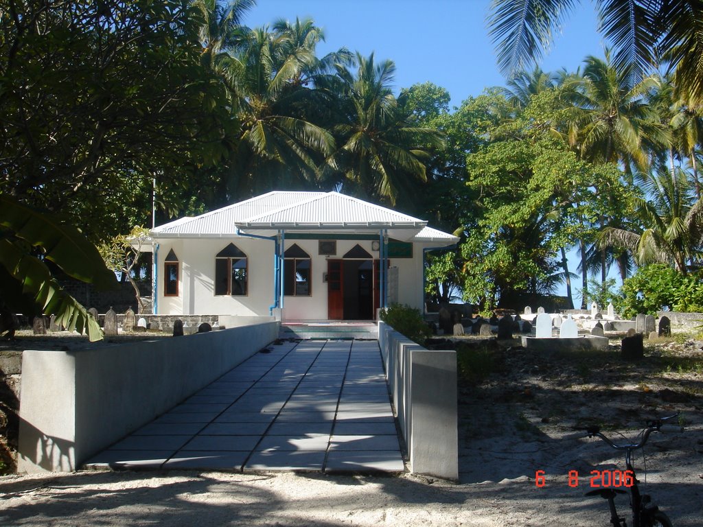 Unakede Miskih- Fuvahmmulah by Ilyas Mohamed