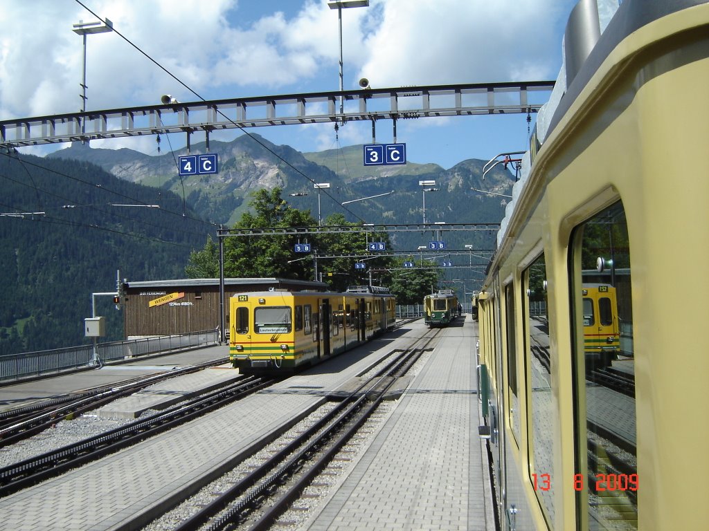 Bahnhof Wengen Schweiz by mattoni6653