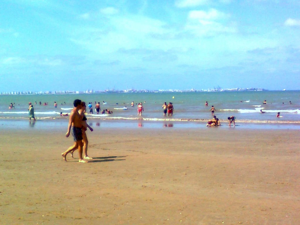 Playa de valdelagrana. El puerto de Santa María Cadiz by joaquinín