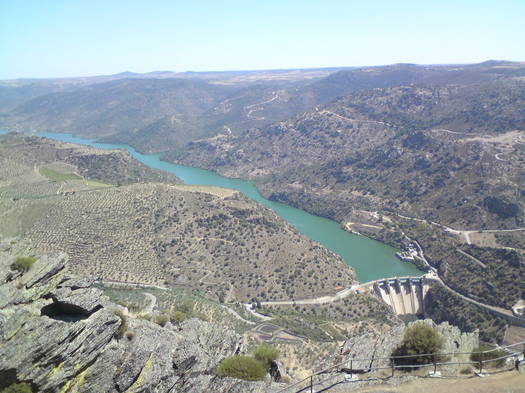 O Douro do Penedo Durão by Jorge Vieira