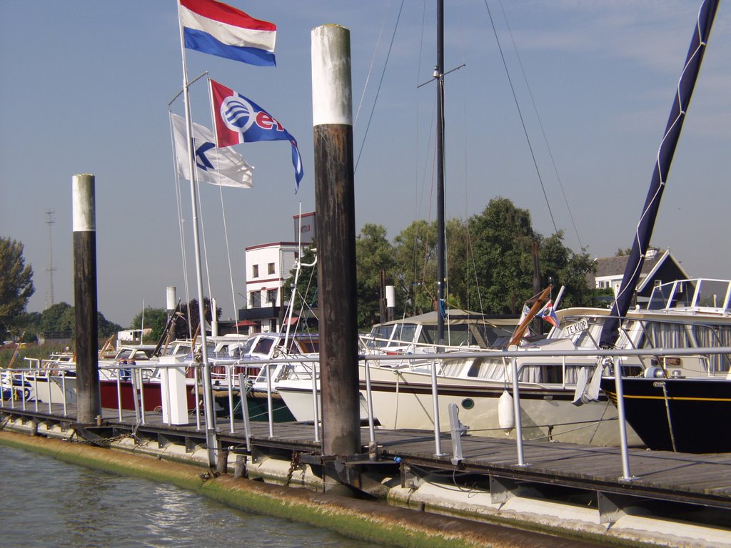 Watersportvereniging Lekkerkerk by TimoR