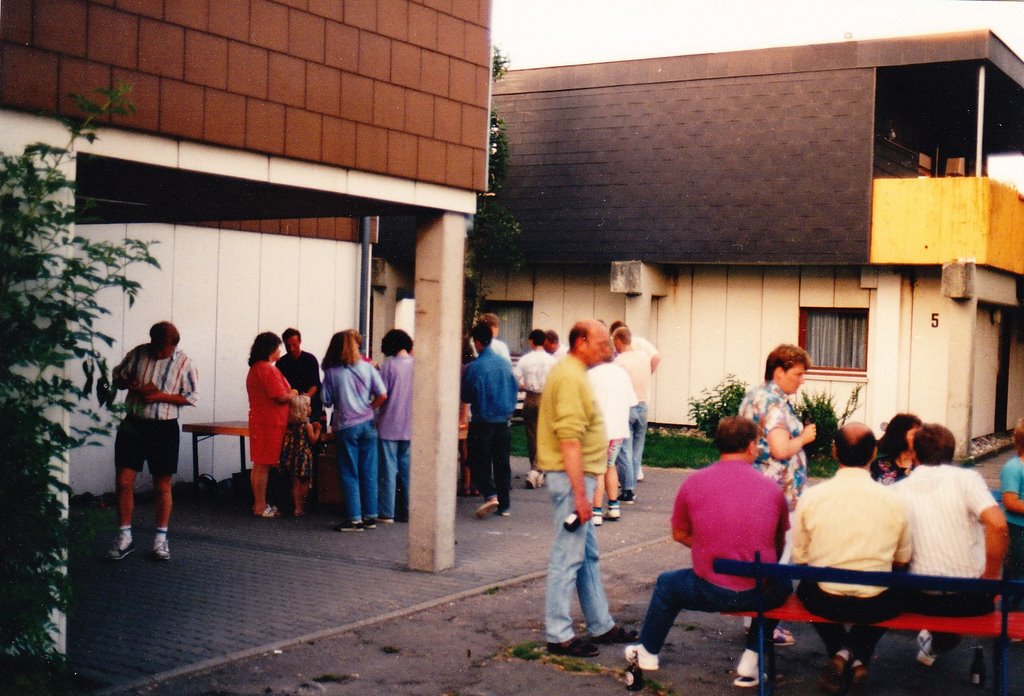 Beim Grillen (Juli 1990) by schwarzerkaffee