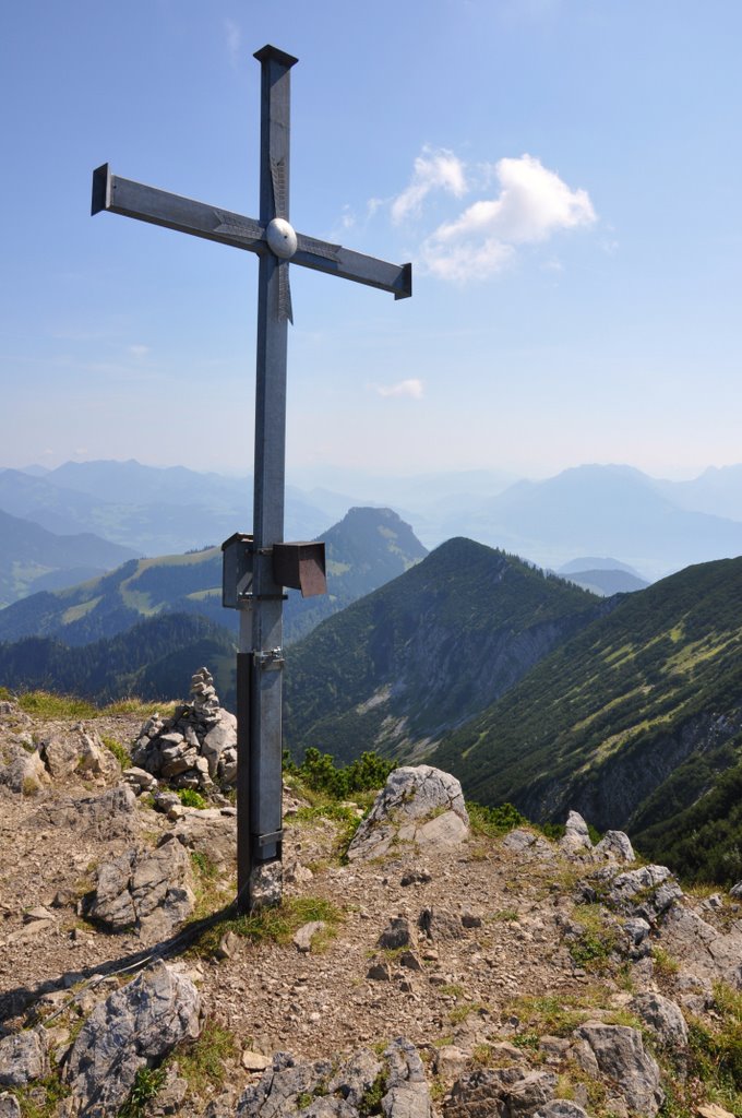 Bavaria - Gipfelkreuz Traithen - Blick zum Brünnstein by Hubsi W