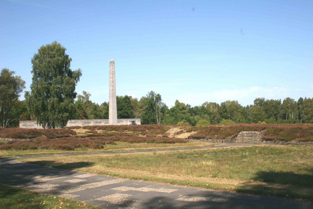 Gedenkstätte Bergen Belsen by brandy58