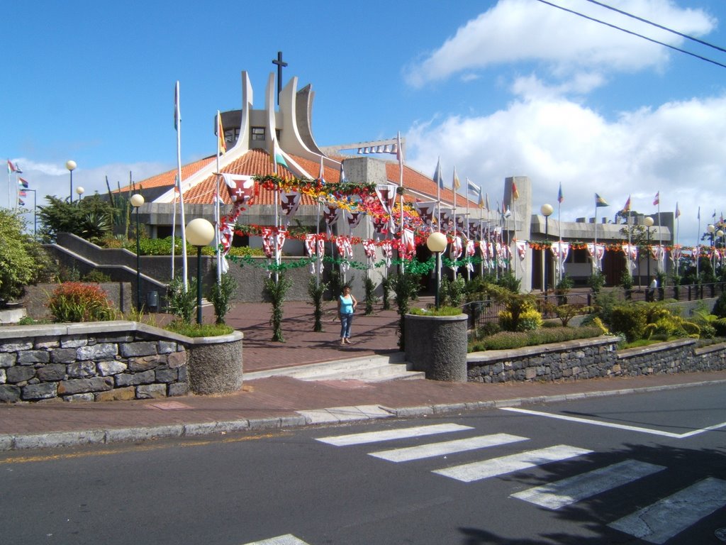 Madeira - Camacha - Eglise (2007) by Frédéric Correia