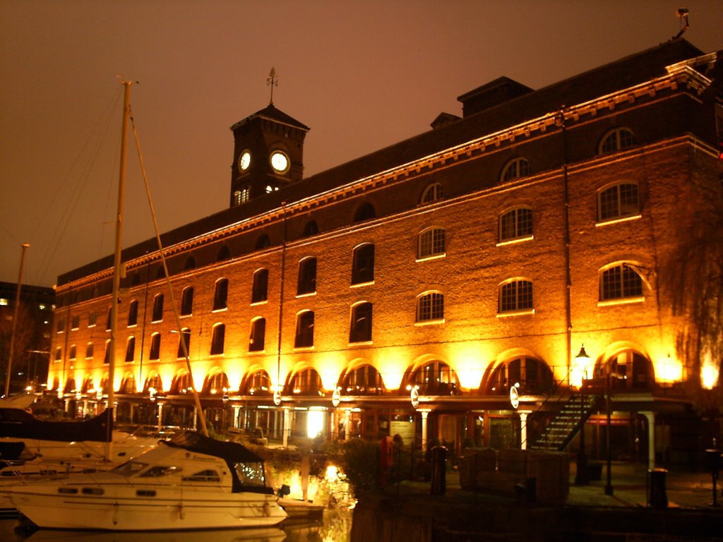 St. Katharine's dock Night 2 by CTPAHHbIu