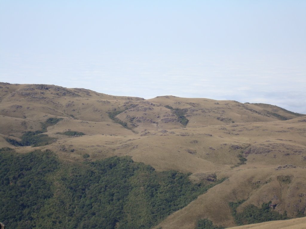 CAMPOS DO QUIRIRI EM DIREÇAO AO LAGARTO by Ademir Sgrott