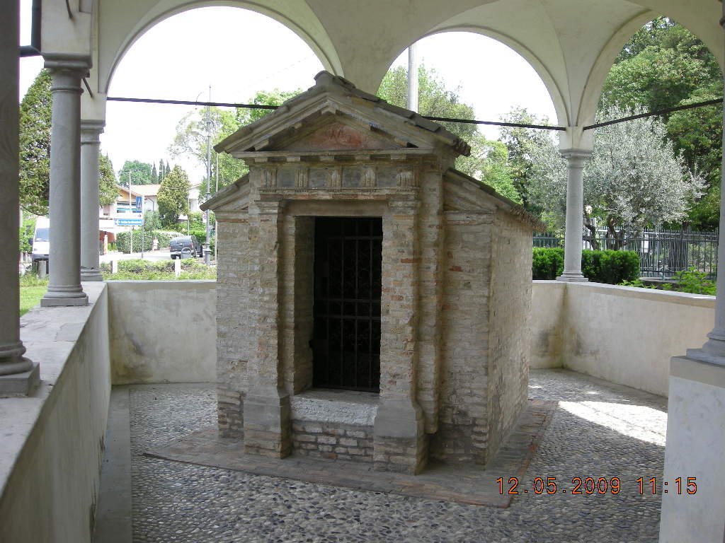 Cappellina del Santuario Madonna dei Miracoli - Motta di Livenza by langebrita