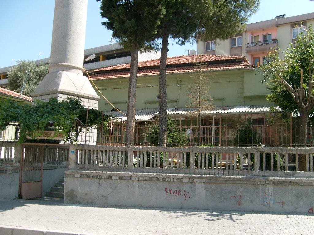 Uşak-hacızeybek camii by gençaşigo