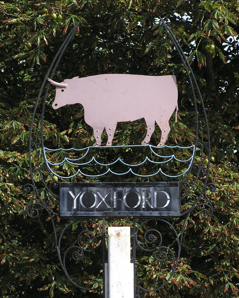 Village Sign by rodfryatt