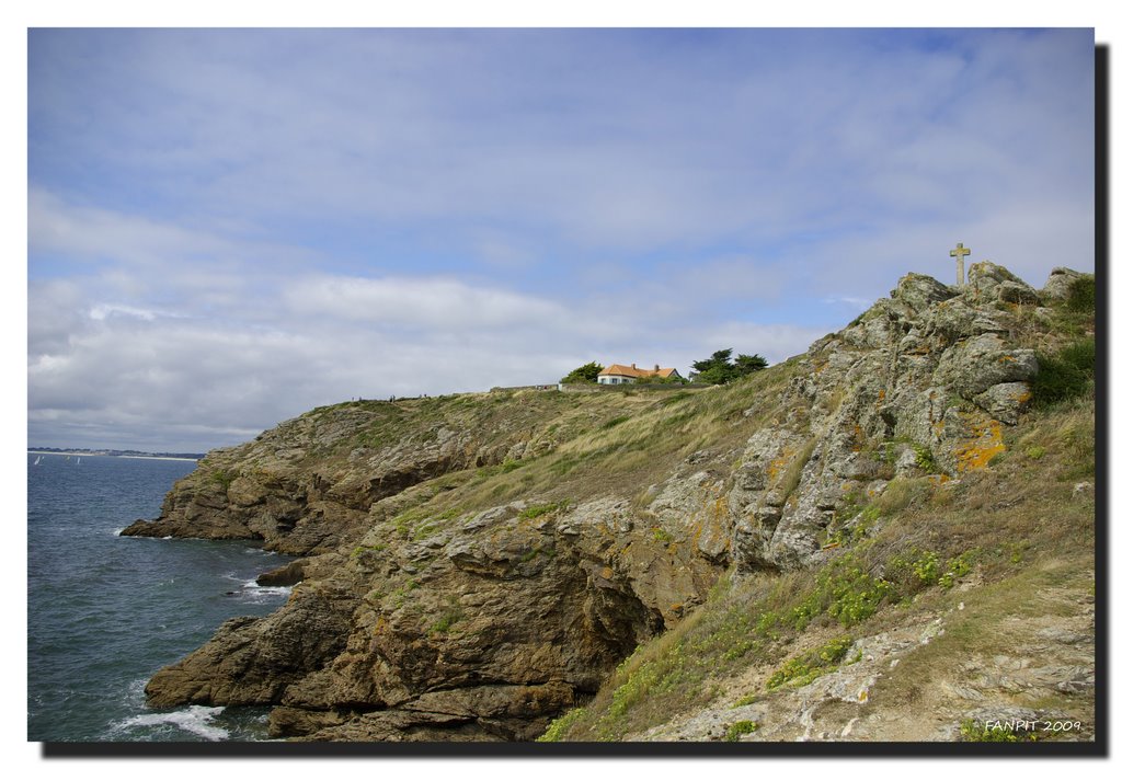 Vue du Grand MONT-saint GILDAS by Francois PITROU