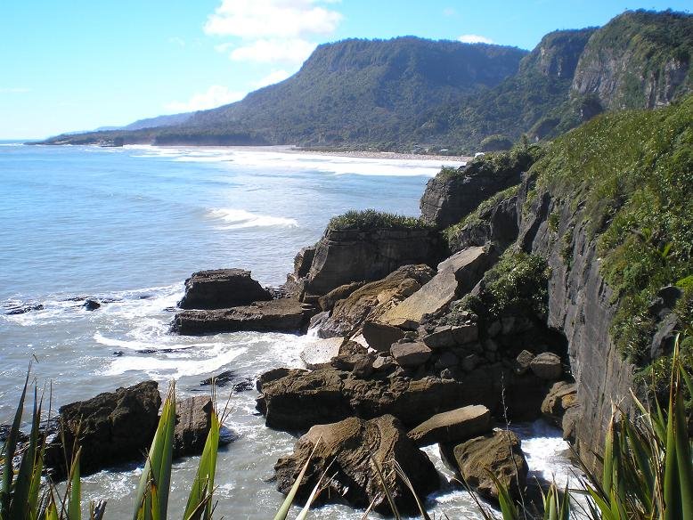 Punakiaki Beach by highroller