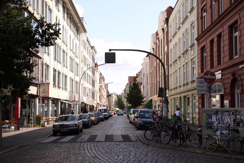 Hamburg Ottensen, Ottenser Hauptstraße by Last Wave