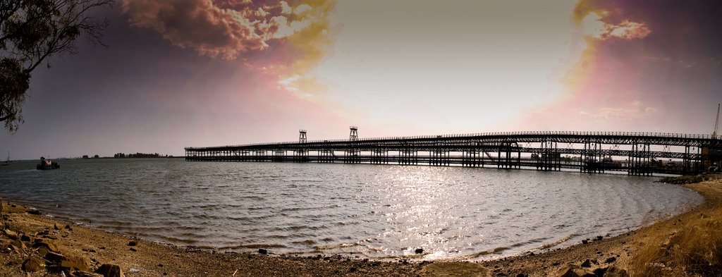 Panoramica Embarcadero de Huelva by Fhacku