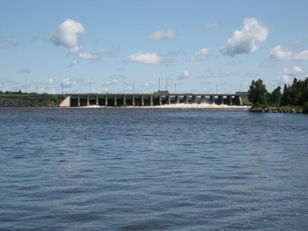 Barrage d'Angliers by Bog