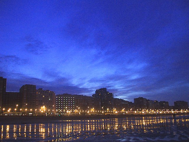 PLAYA DE SAN LORENZO DENOCHE by athalian