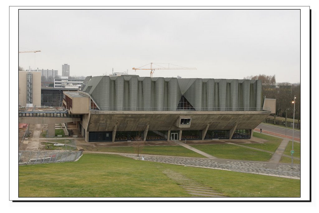 Students' hall, view from the library by junhao