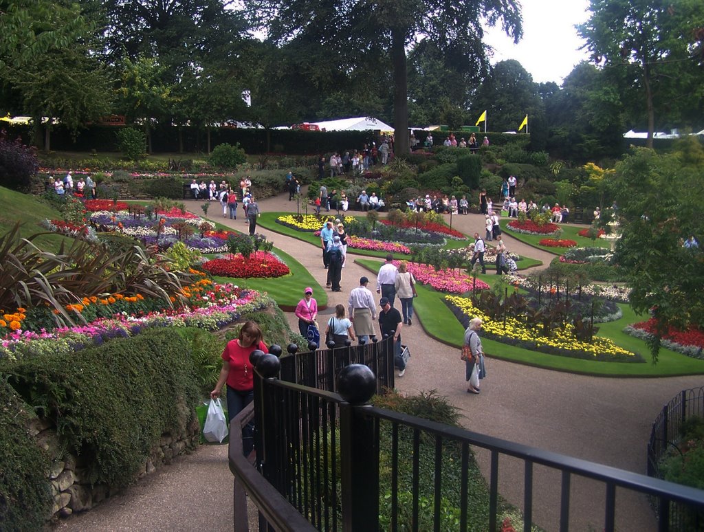 Summer at The Dingle, Shrewsbury by Juliet Cullen