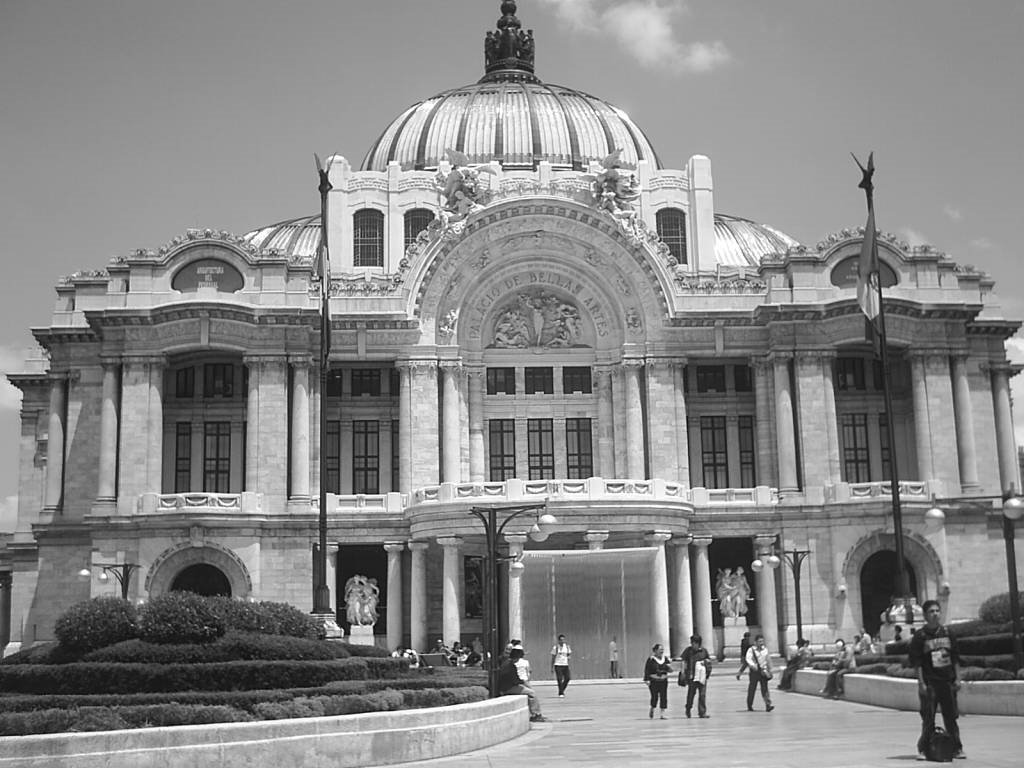 Palacio de Bellas Artes by romantorrijos