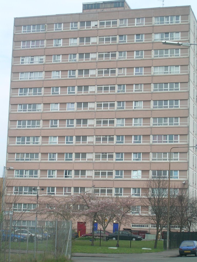 Hornchurch Court, Hulme by WythenshaweMike