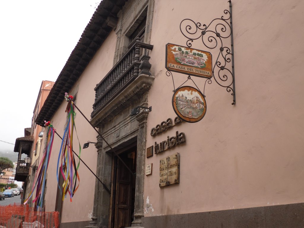 OROTAVA - Casa del Turista: insegna by ferdonio