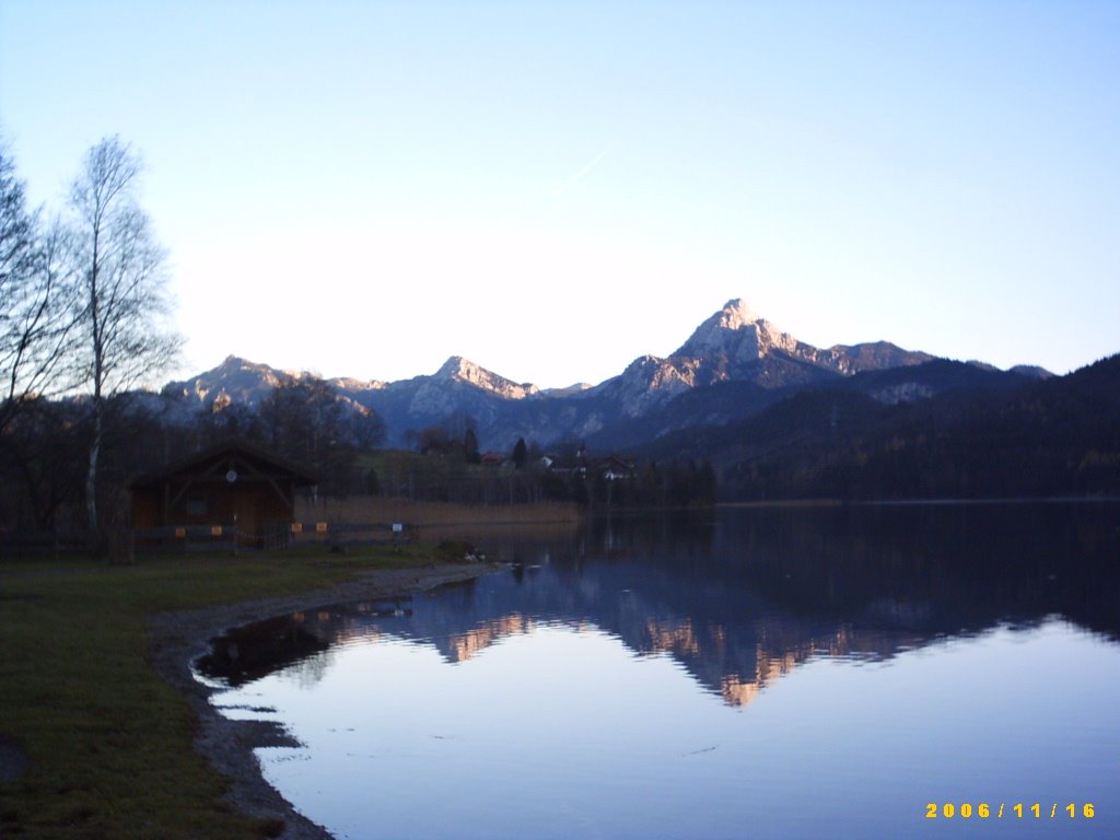 Am Weissensee im Allgäu by Björn Wehling