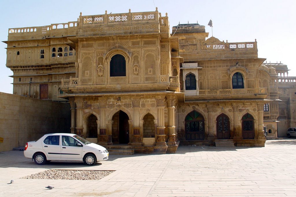 Jaisalmer, haveli in old town, Jaisalmer by tomasz oldskul