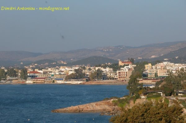 Vouliagmeni by Dimitri Antoniou