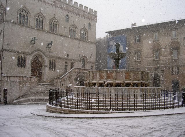 Fontana maggiore by plh71