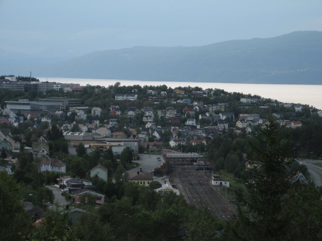 Narvik, fra Fosseveien by Alberto  soza