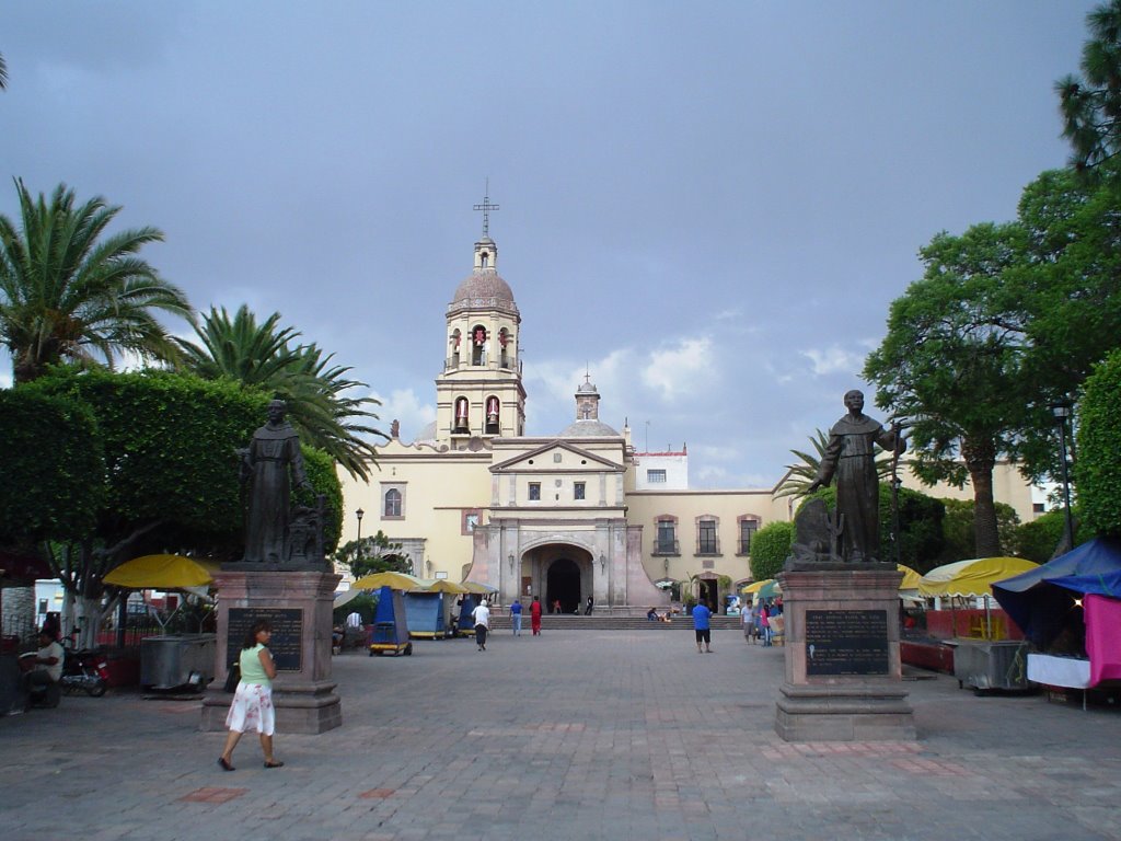 Templo de la Santa Cruz by CaToRa