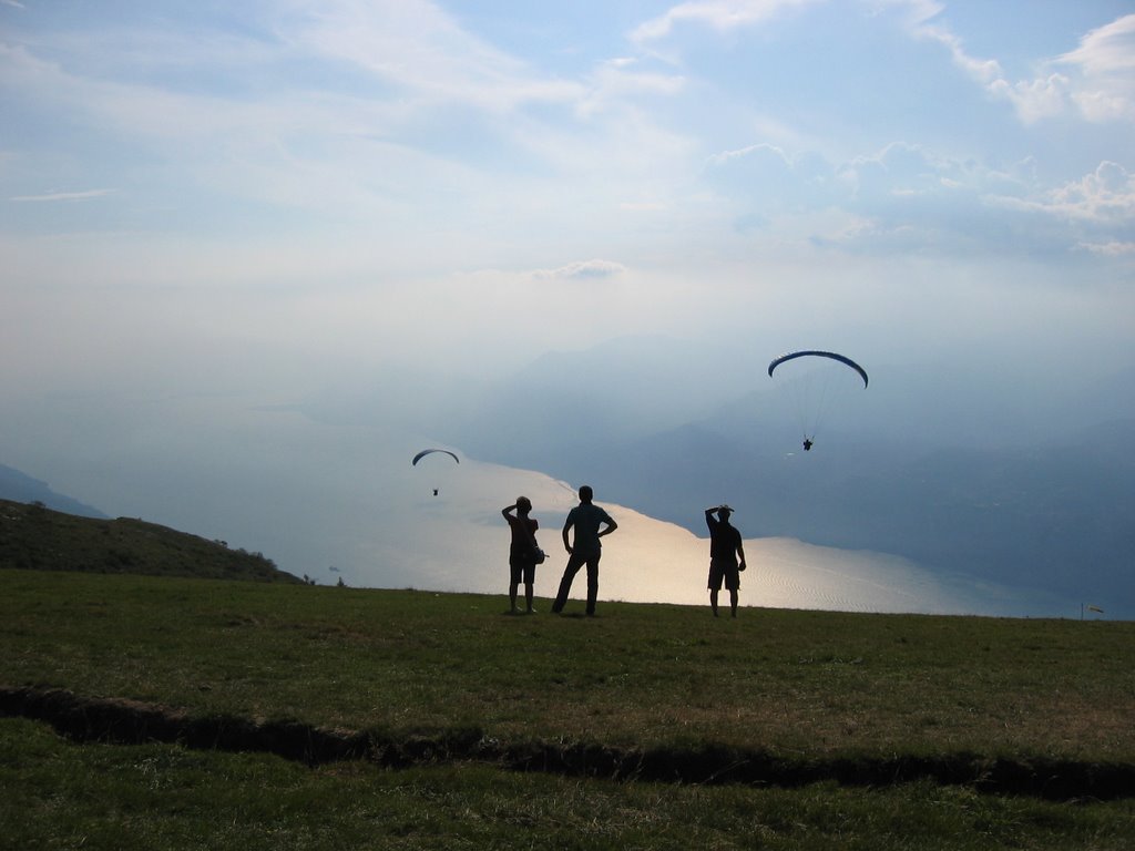 Monte Baldo - Colma di Malcesine - Spiccare il volo... by barboon