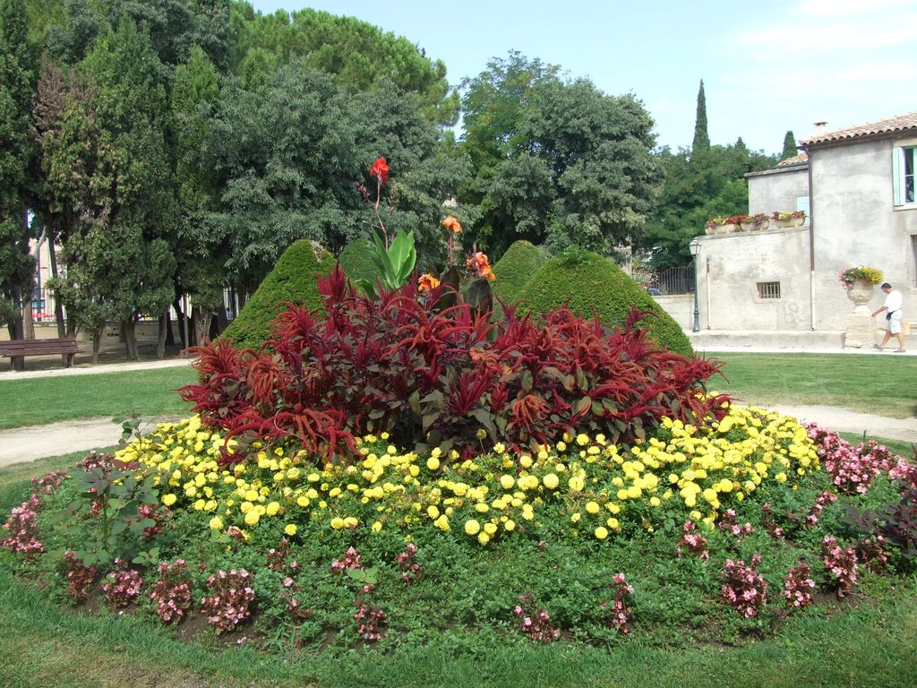 Jardin sculpture florale mèze by medine du 76