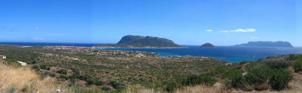 Panoramica di Golfo Aranci by giacomofresi