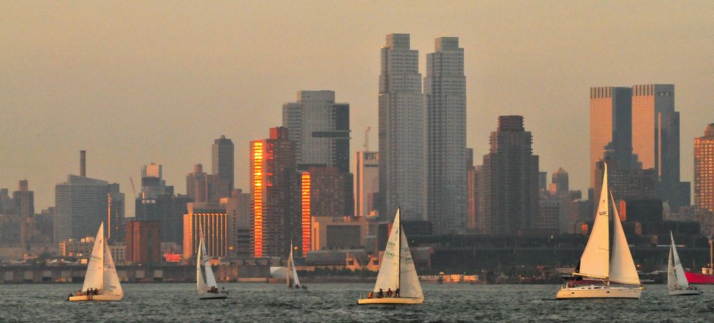 Sailing on the hudson by doug elwell